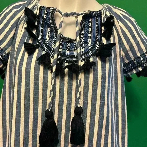 Crown and Ivy size 2 blue and white dress with navy tassels on sleeve and neck - Picture 2 of 4